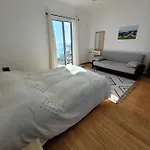 Maison Avec Vue Exceptionnelle Sur L'ocean - 5 Mn Du Centre Nyaraló *