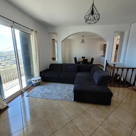 Maison Avec Vue Exceptionnelle Sur L'ocean - 5 Mn Du Centre *