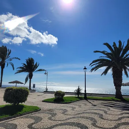 Maison Avec Vue Exceptionnelle Sur L'ocean - 5 Mn Du Centre Hébergement de vacances *