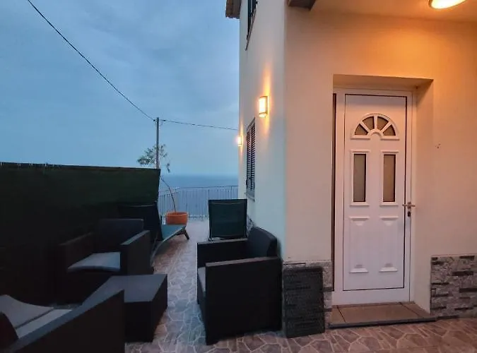 Maison Avec Vue Exceptionnelle Sur L'océan - 5 Mn Du Centre *